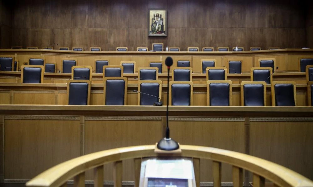 Novartis: Αναβλήθηκε η δίκη των πρώην προστατευόμενων μαρτύρων